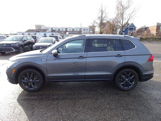 new 2024 Volkswagen Tiguan car, priced at $35,777