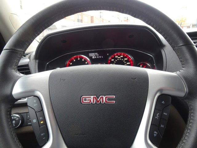 used 2015 GMC Acadia car, priced at $10,672