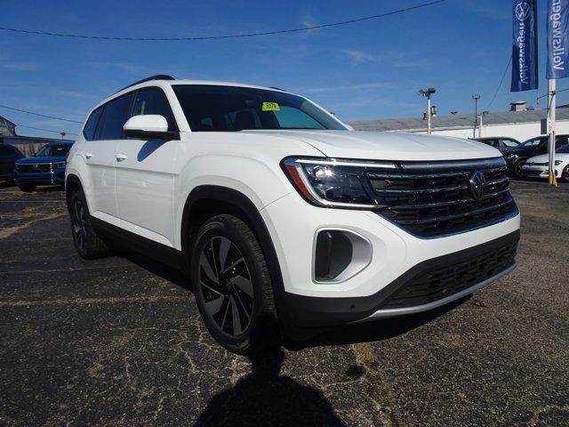 new 2024 Volkswagen Atlas car, priced at $45,637