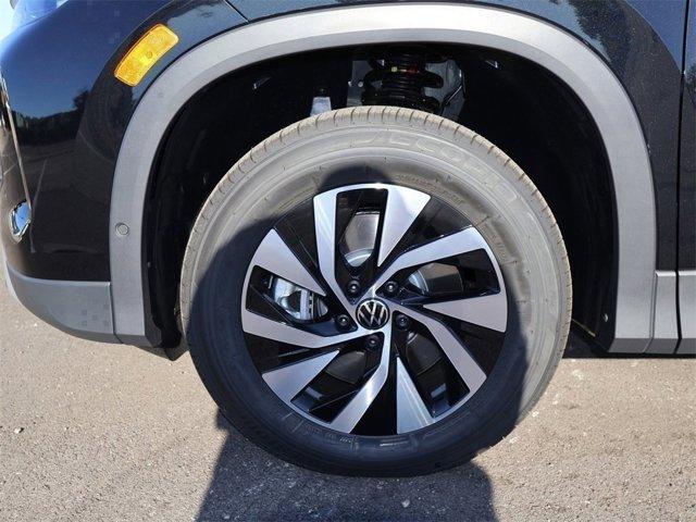 new 2025 Volkswagen Tiguan car, priced at $33,882