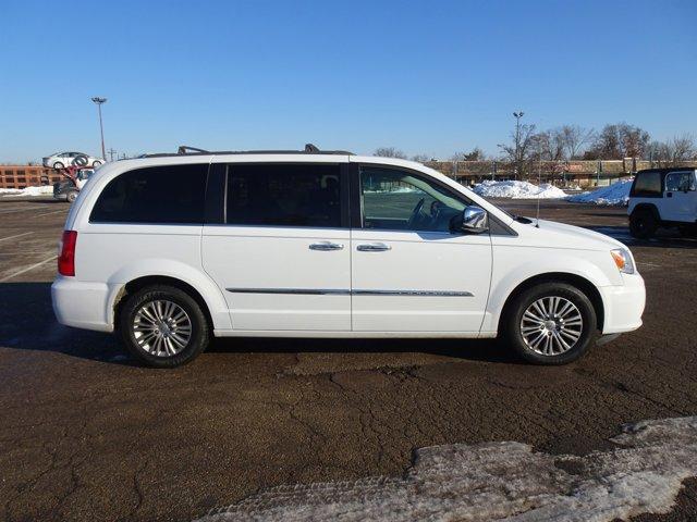 used 2015 Chrysler Town & Country car, priced at $9,148