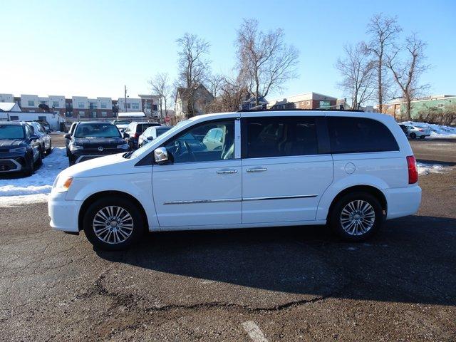 used 2015 Chrysler Town & Country car, priced at $9,148