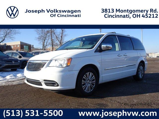 used 2015 Chrysler Town & Country car, priced at $9,148