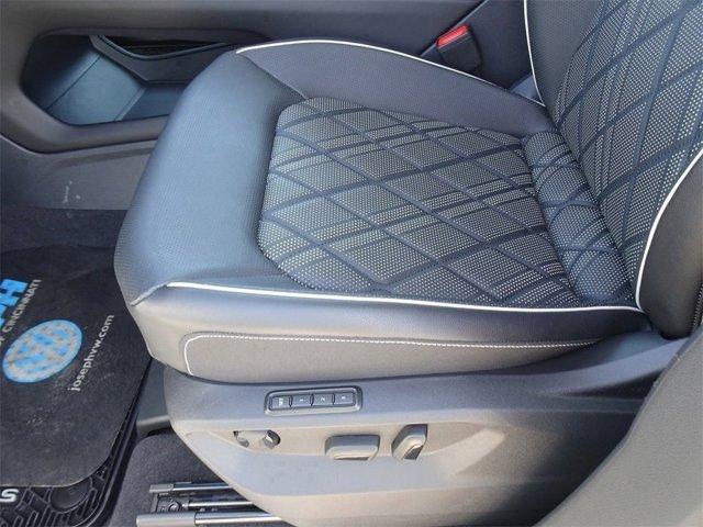 new 2024 Volkswagen Atlas car, priced at $55,741