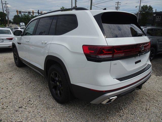 new 2024 Volkswagen Atlas car, priced at $49,806