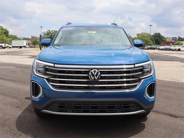 new 2025 Volkswagen Atlas car, priced at $46,800