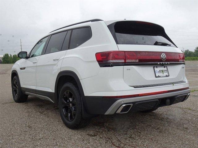 new 2025 Volkswagen Atlas car, priced at $50,006