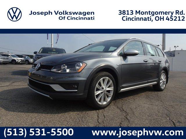 used 2017 Volkswagen Golf Alltrack car