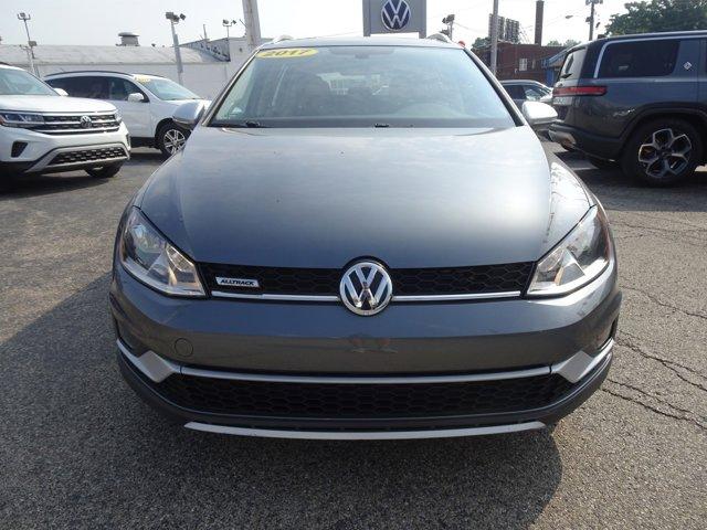 used 2017 Volkswagen Golf Alltrack car