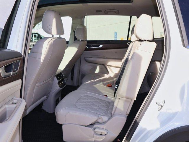 new 2026 Volkswagen Atlas car, priced at $57,398