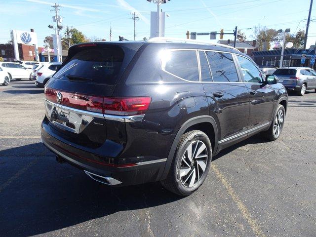 new 2025 Volkswagen Atlas car, priced at $51,301