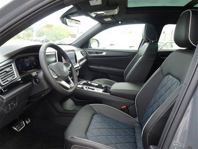 new 2024 Volkswagen Atlas Cross Sport car, priced at $54,681