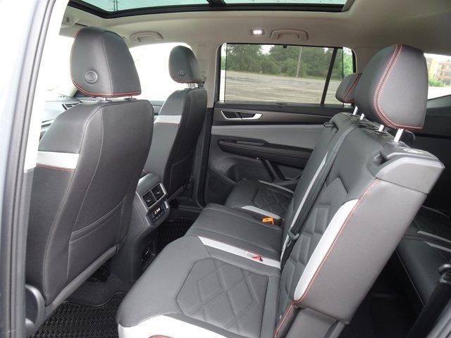 new 2025 Volkswagen Atlas car, priced at $49,111