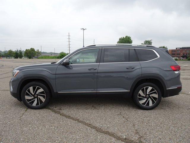new 2025 Volkswagen Atlas car, priced at $51,411
