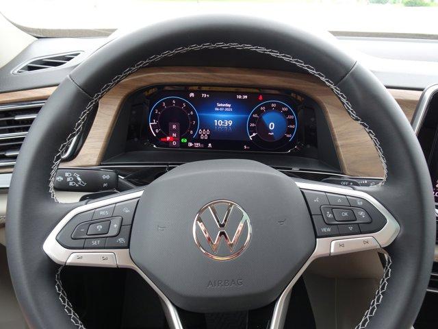 new 2025 Volkswagen Atlas car, priced at $45,506
