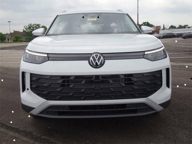 new 2025 Volkswagen Tiguan car, priced at $32,826