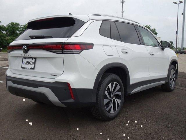 new 2025 Volkswagen Tiguan car, priced at $32,826