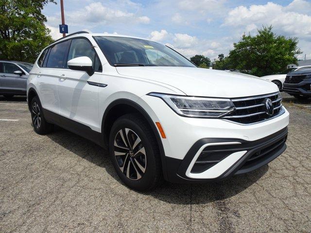 new 2024 Volkswagen Tiguan car, priced at $32,806