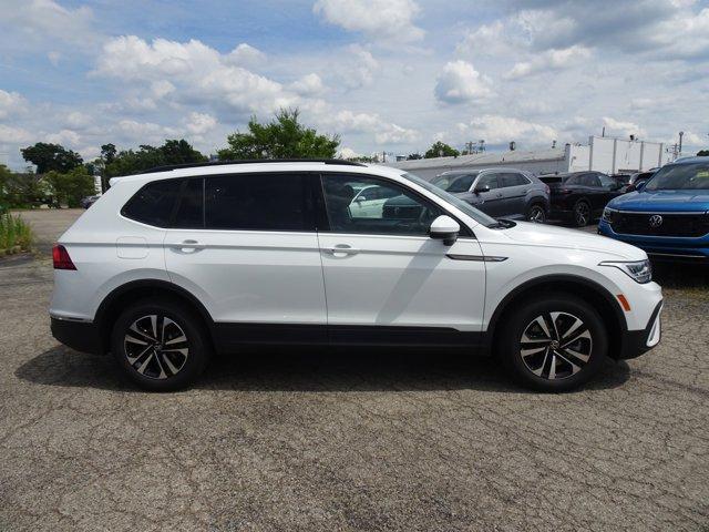 new 2024 Volkswagen Tiguan car, priced at $32,806