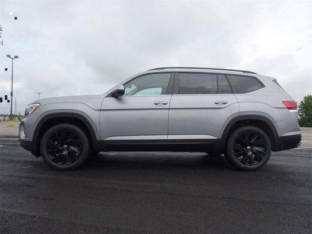 new 2025 Volkswagen Atlas car, priced at $47,827