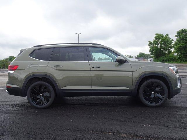 new 2025 Volkswagen Atlas car, priced at $47,827