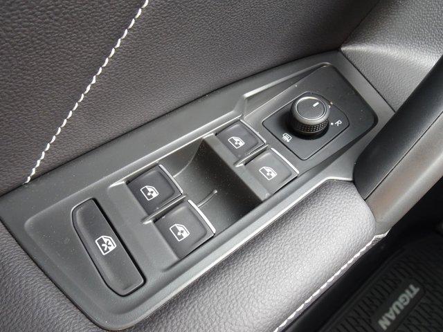new 2024 Volkswagen Tiguan car, priced at $38,609