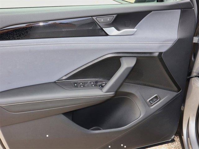 new 2025 Volkswagen Tiguan car, priced at $37,871