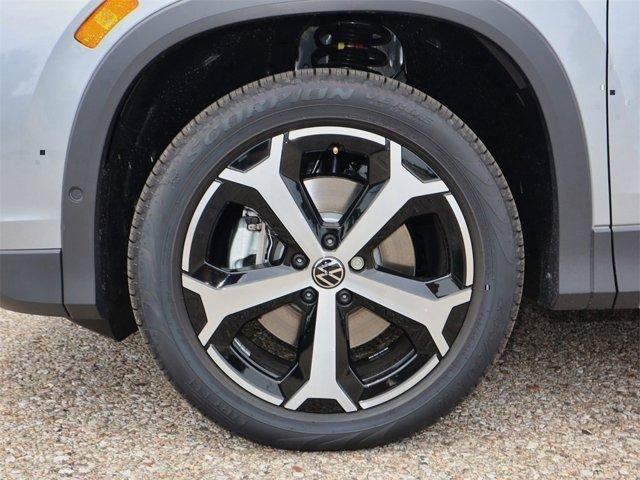 new 2025 Volkswagen Tiguan car, priced at $37,871