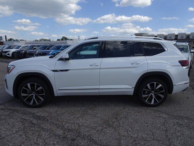 new 2024 Volkswagen Atlas car, priced at $55,741