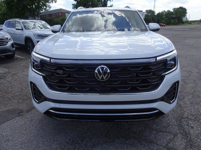 new 2024 Volkswagen Atlas car, priced at $55,741