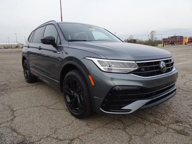 new 2024 Volkswagen Tiguan car, priced at $38,084