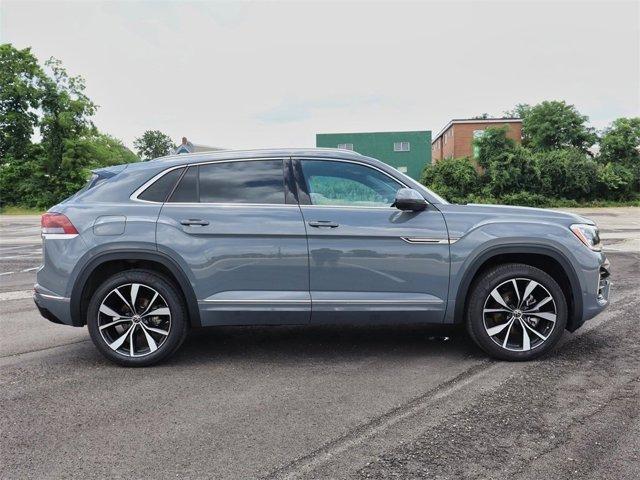 new 2025 Volkswagen Tiguan car, priced at $36,826