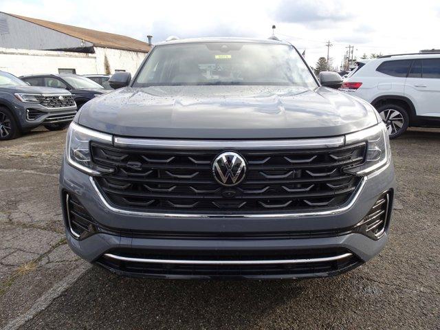 new 2025 Volkswagen Atlas car, priced at $56,991