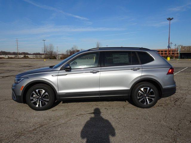 new 2024 Volkswagen Tiguan car, priced at $31,016