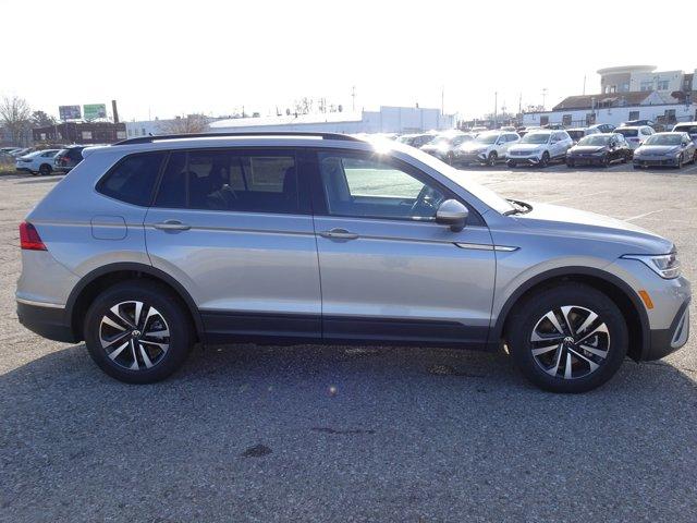 new 2024 Volkswagen Tiguan car, priced at $31,016