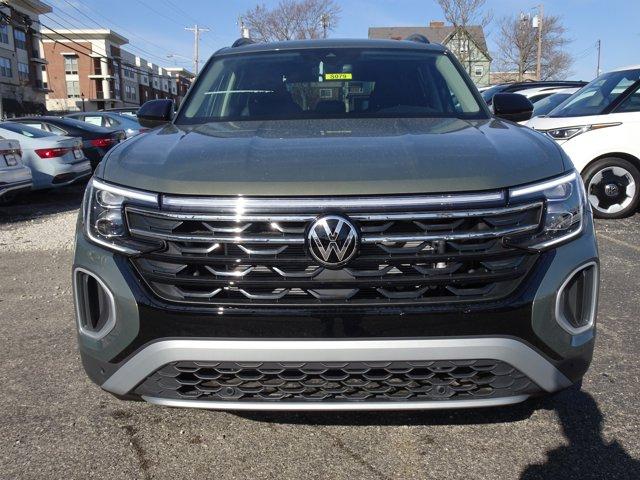 new 2025 Volkswagen Atlas car, priced at $48,656