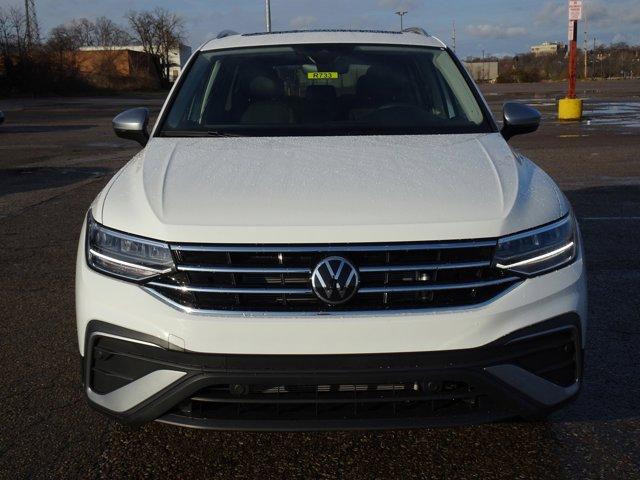 new 2024 Volkswagen Tiguan car, priced at $33,966