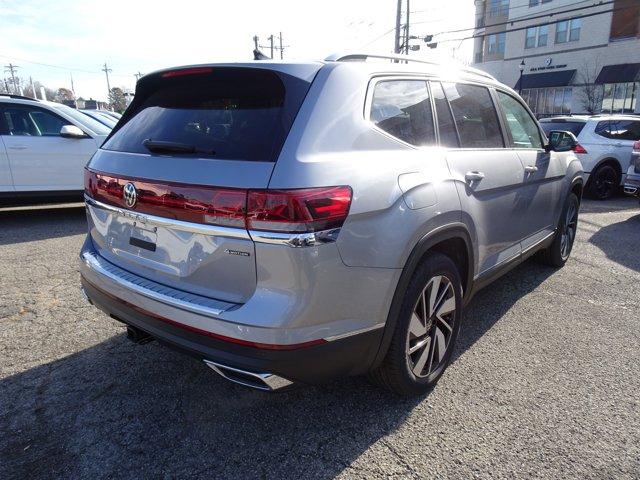 new 2024 Volkswagen Atlas car, priced at $52,204