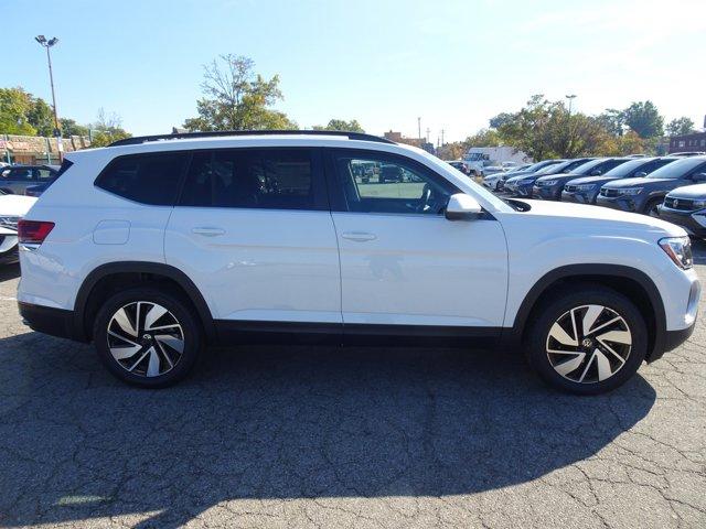 new 2024 Volkswagen Atlas car, priced at $44,324