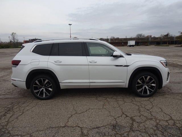 new 2024 Volkswagen Atlas car, priced at $55,914