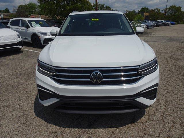 new 2024 Volkswagen Tiguan car, priced at $36,341