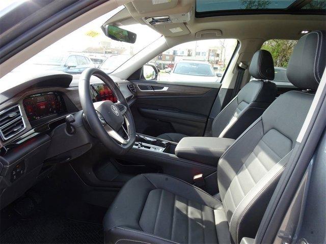 new 2025 Volkswagen Atlas car, priced at $50,836