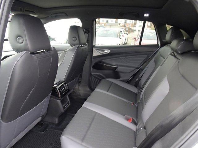 new 2025 Volkswagen ID.4 car, priced at $47,741