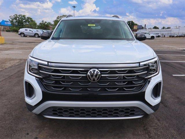new 2025 Volkswagen Atlas car, priced at $49,581