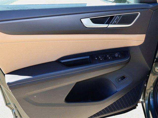 new 2026 Volkswagen Atlas Cross Sport car, priced at $50,923