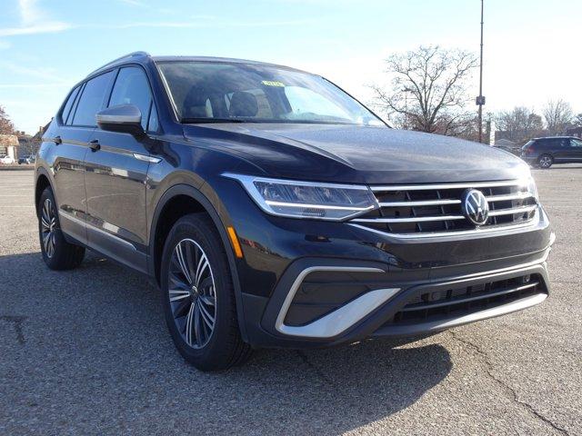 new 2024 Volkswagen Tiguan car, priced at $33,966