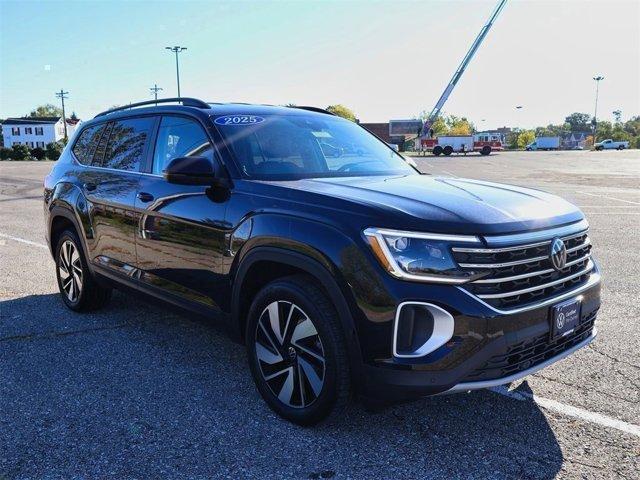 used 2024 Volkswagen Atlas car, priced at $32,267
