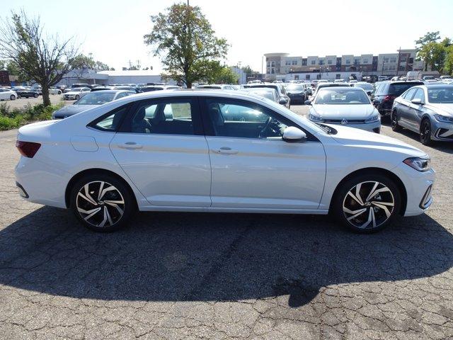 new 2025 Volkswagen Jetta car, priced at $31,423