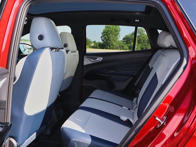 new 2025 Volkswagen ID.4 car, priced at $60,931