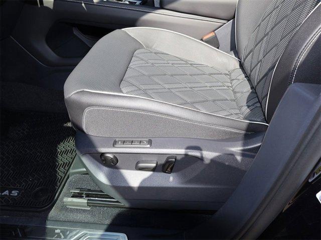 new 2025 Volkswagen Atlas car, priced at $55,873